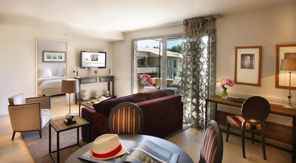 Résidence Hôtelière Les Mas du Grand Vallon Mougins Esterno foto