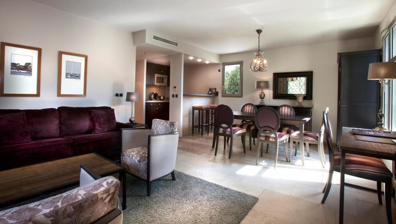 Résidence Hôtelière Les Mas du Grand Vallon Mougins Esterno foto