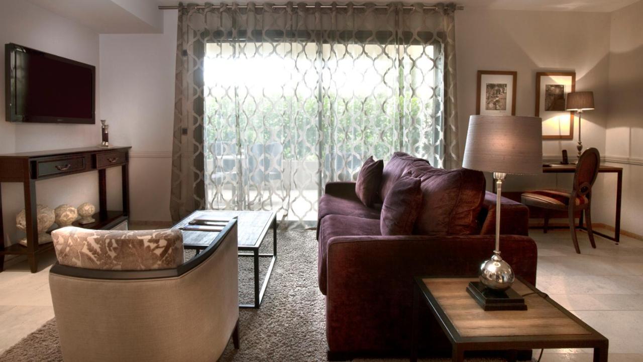 Résidence Hôtelière Les Mas du Grand Vallon Mougins Esterno foto