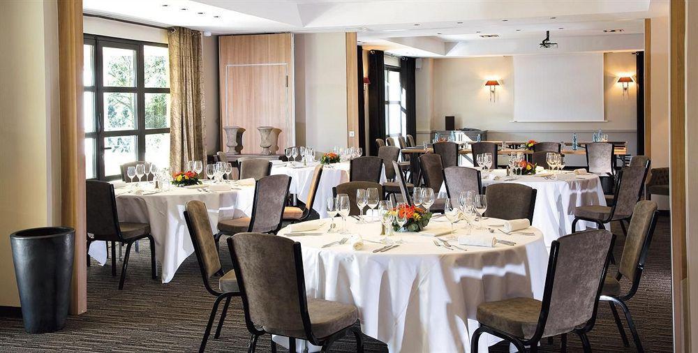 Résidence Hôtelière Les Mas du Grand Vallon Mougins Ristorante foto